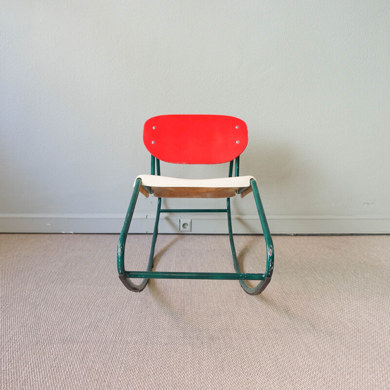 Chaise à bascule vintage en bois courbé rouge, 1960