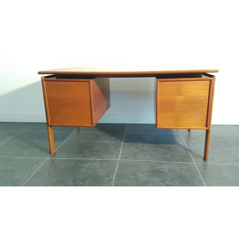 Vintage Danish teak desk por Arne Vodder para Gv Møbler, 1960