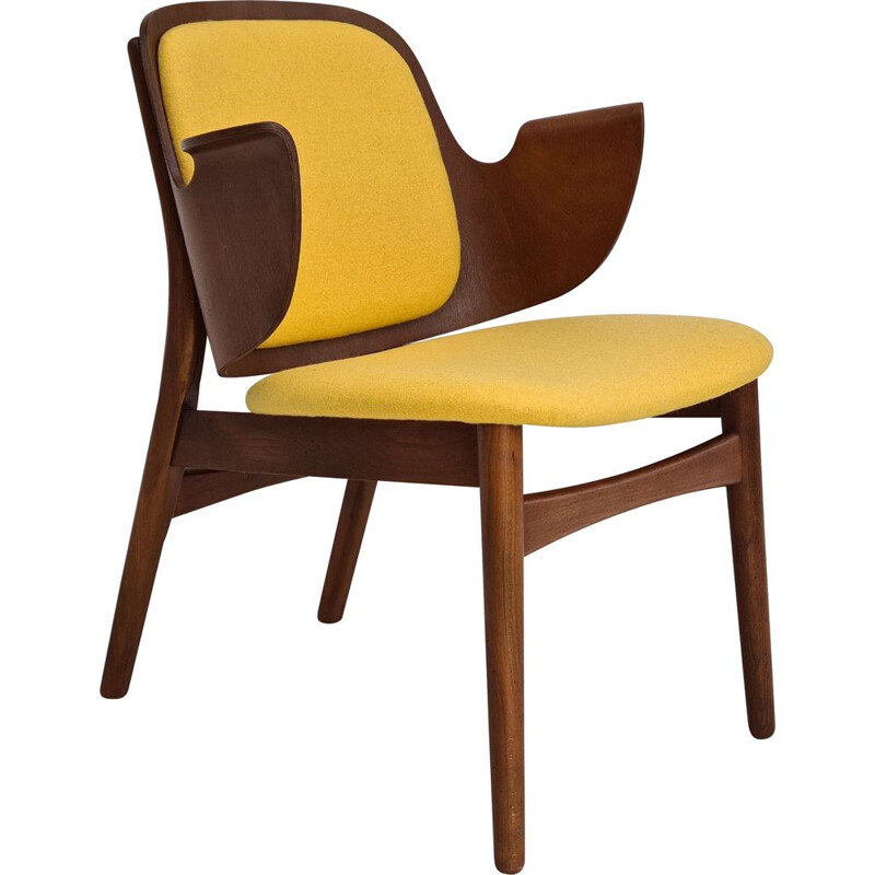Danish vintage armchair in wool and beechwood by Hans Olsen, 1960s