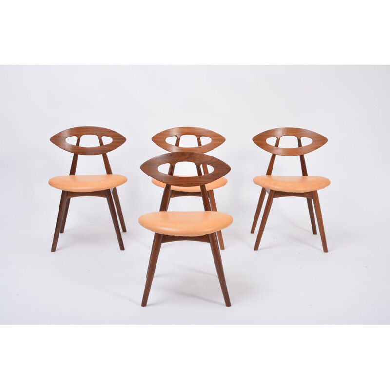 Set of 4 Danish mid century Eye chairs by Ejvind A Johansson for Ivan Gern Mobelfabrik