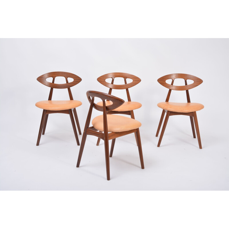 Set of 4 Danish mid century Eye chairs by Ejvind A Johansson for Ivan Gern Mobelfabrik