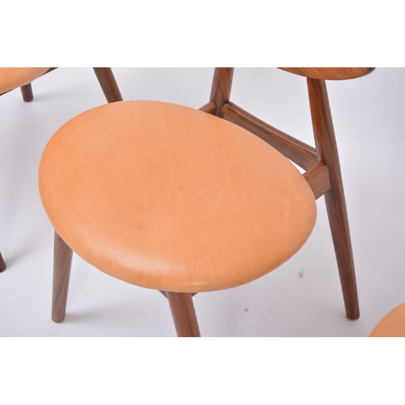 Set of 4 Danish mid century Eye chairs by Ejvind A Johansson for Ivan Gern Mobelfabrik