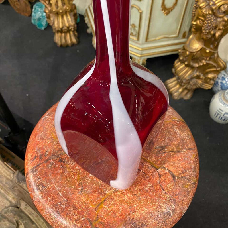 Vintage red and white Murano glass vase by Carlo Moretti, Italy 1980