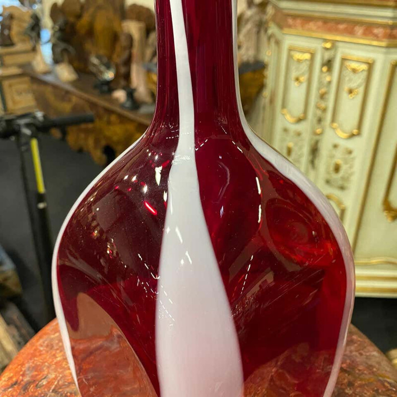 Vase vintage en verre de Murano rouge et blanc par Carlo Moretti, Italie 1980