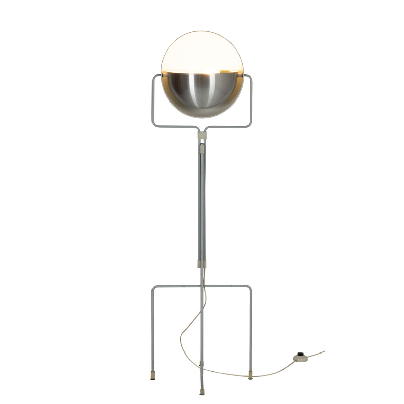 Vintage Raak D-2017 floor lamp by architect E.J, 1964