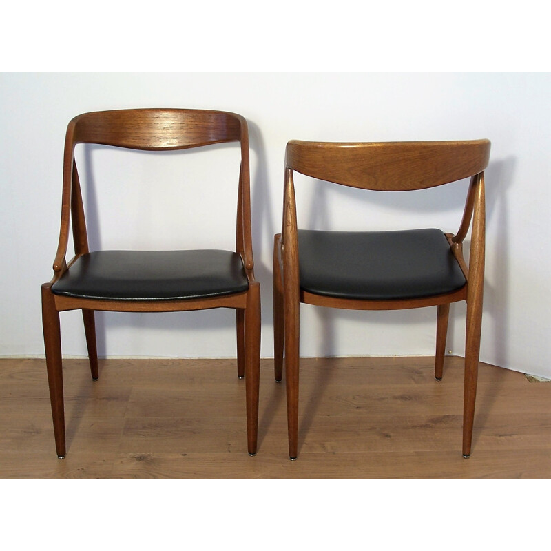 Pair of Uldum Mobelfabrik chairs, Johannes ANDERSEN - 1960s