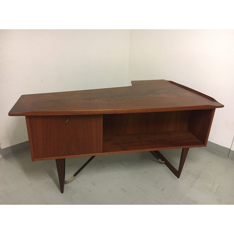 Vintage teak boomerang desk by Peter Lovig Nielsen for Hedensted Møbelfabrik, Denmark 1968