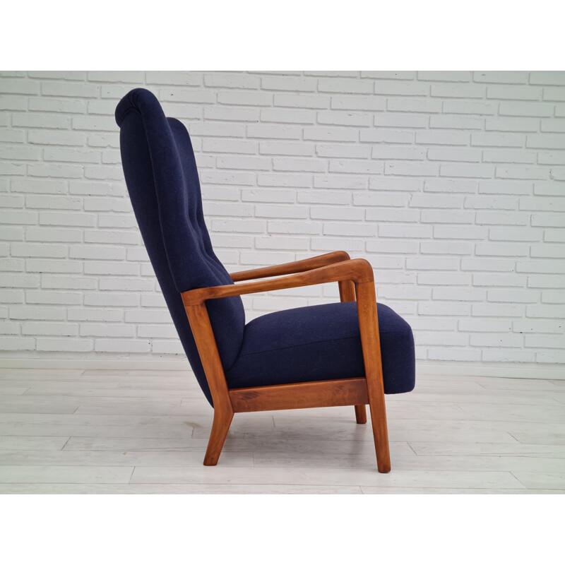 Danish vintage armchair in wool by Fritz Hansen