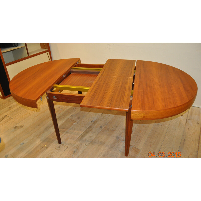 Scandinavian round dining table - 1970s