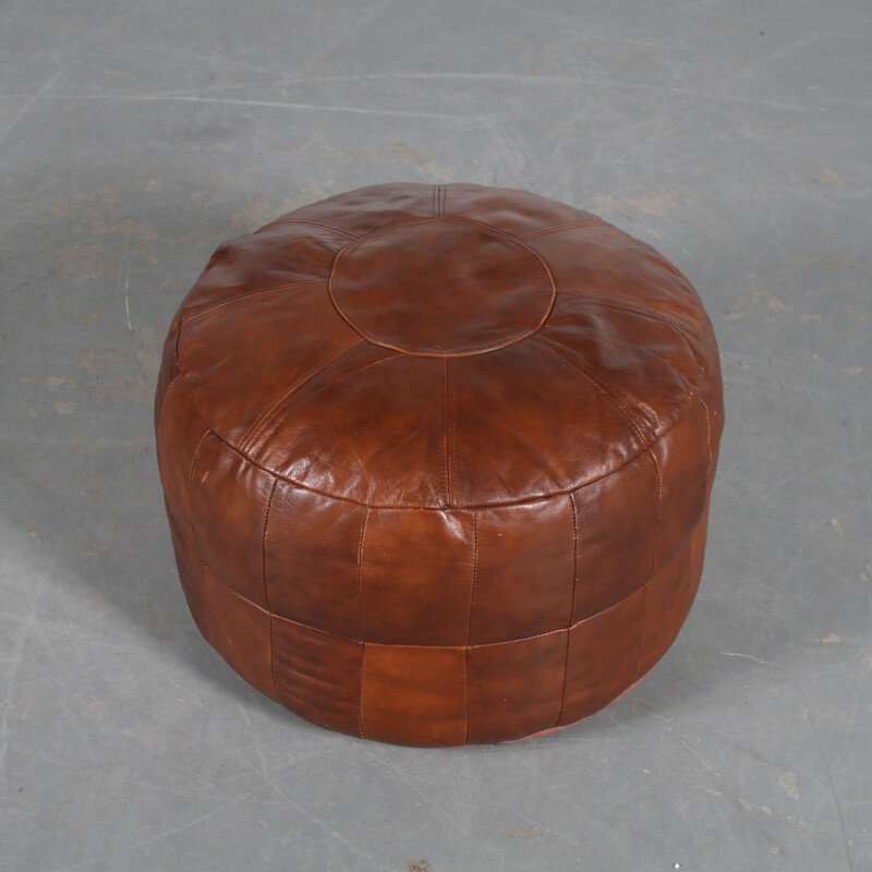 Vintage round leather pouf, Netherlands 1970s