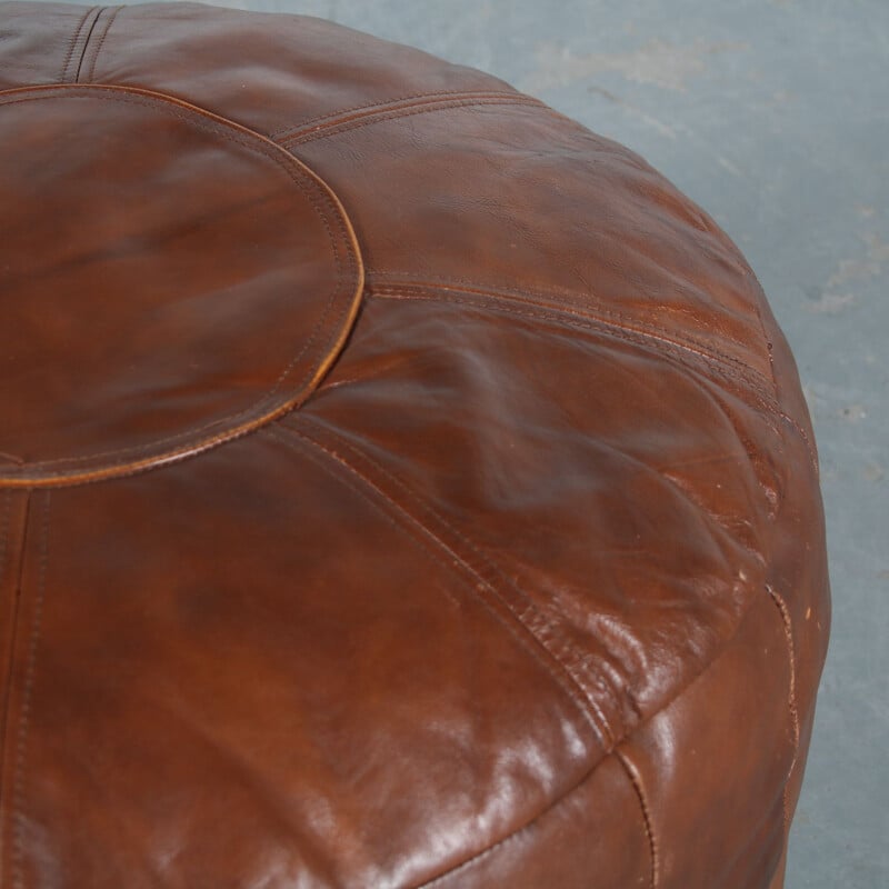 Vintage round leather pouf, Netherlands 1970s