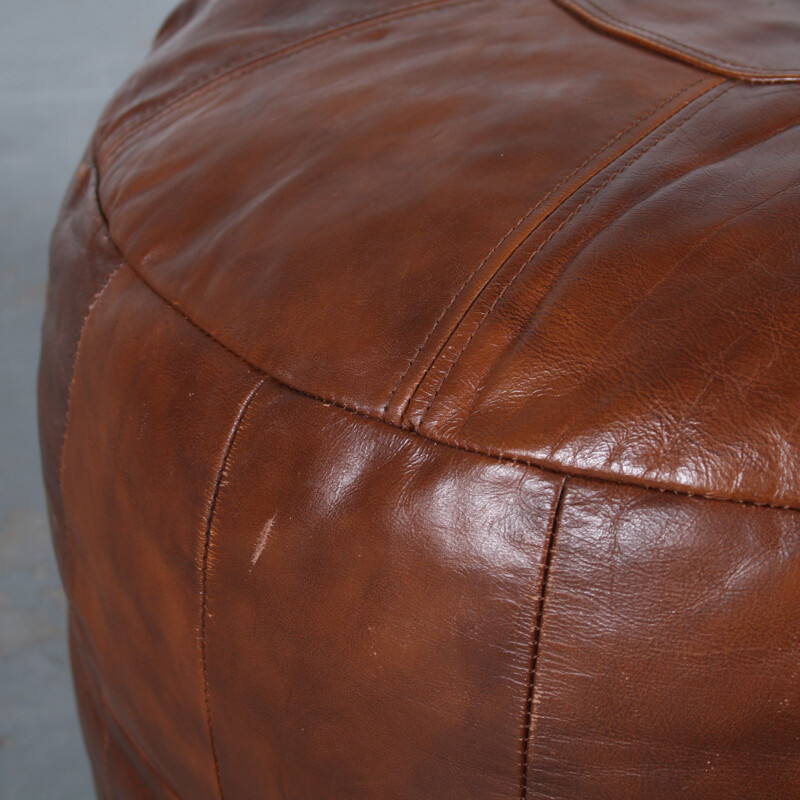 Vintage round leather pouf, Netherlands 1970s