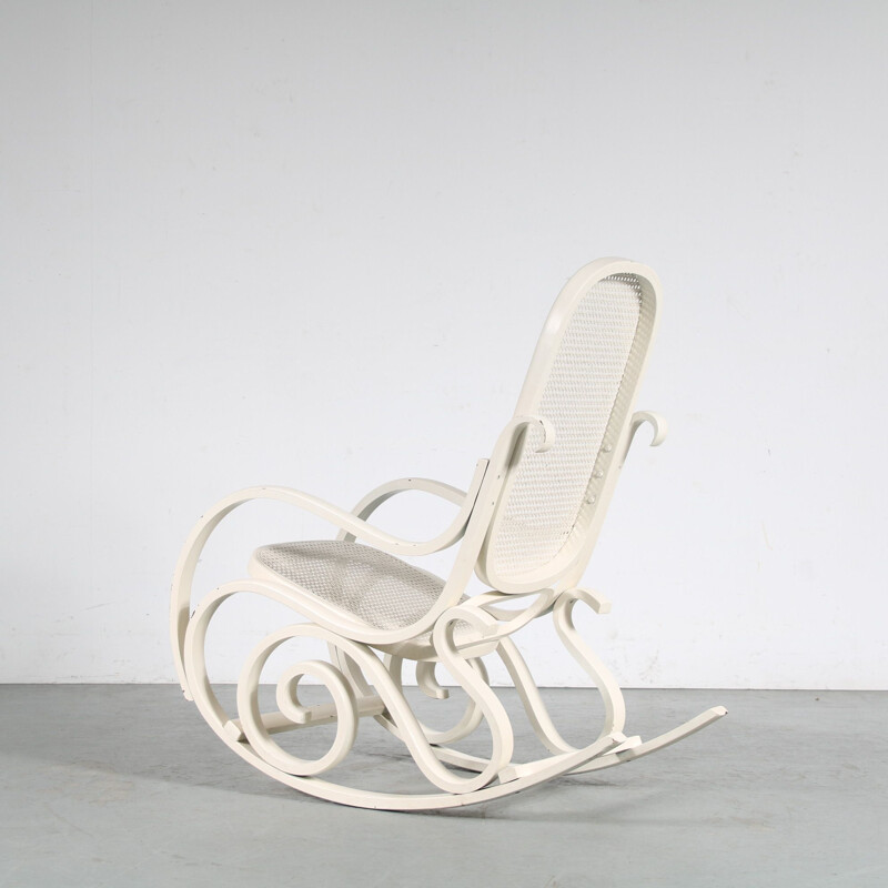 Chaise à bascule vintage blanc par Thonet, France 1970