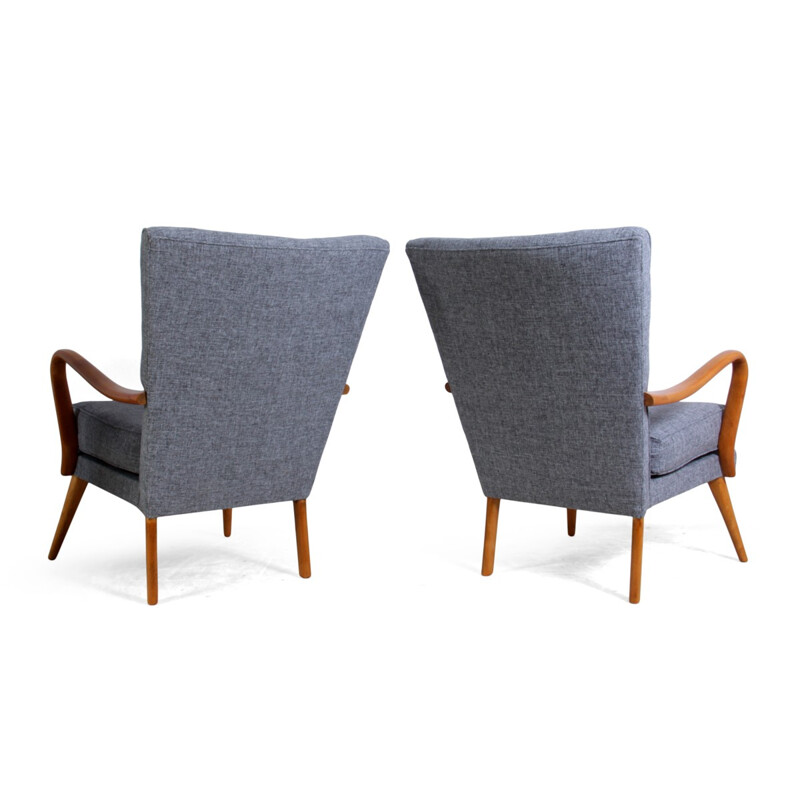 Pair of H.K Furniture "Bambino" armchairs in beech, Howard KEITH - 1950s