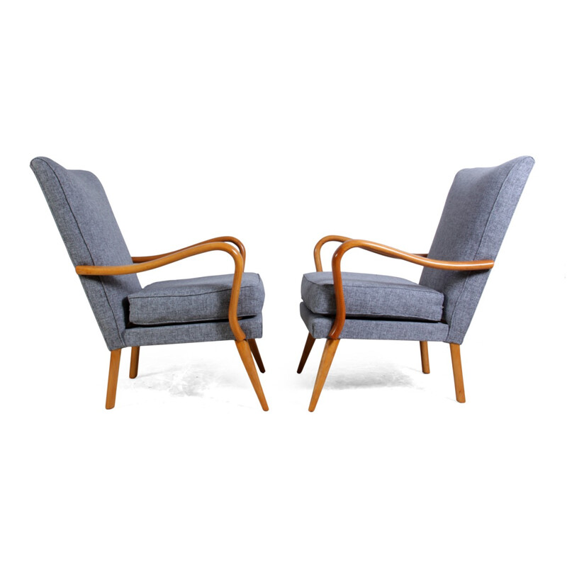 Pair of H.K Furniture "Bambino" armchairs in beech, Howard KEITH - 1950s