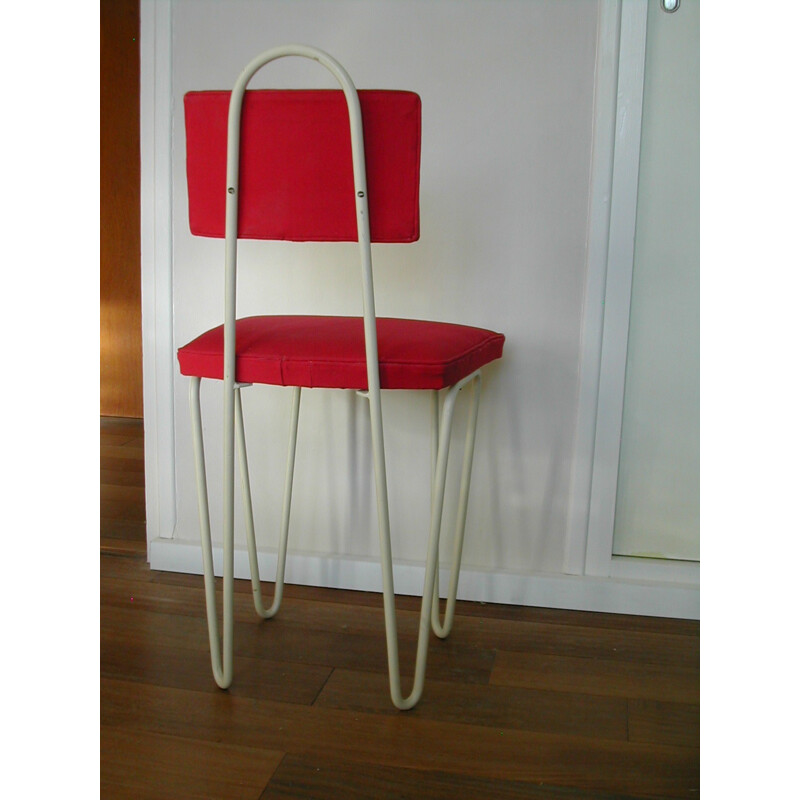 Red chair in beige lacquered metal, Raoul GUYS - 1950s