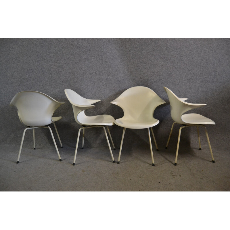 Ensemble de 4 chaises en fibre de verre et métal - 1970