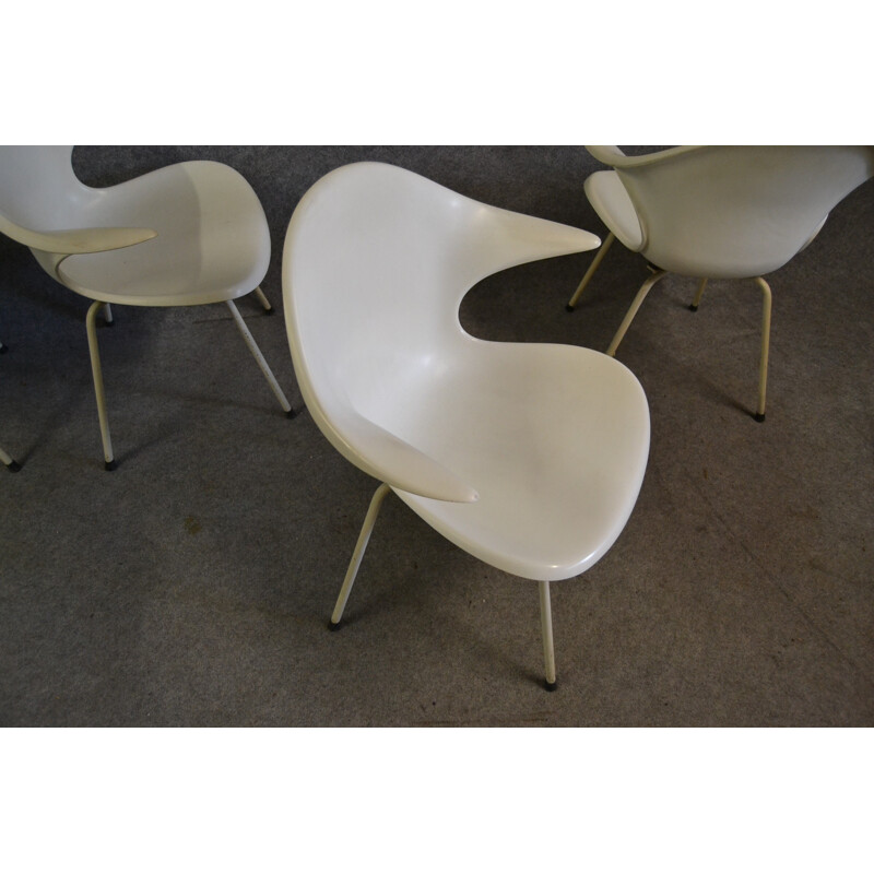 Set of 4 white chairs in fiberglass - 1970s