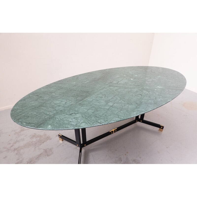 Mid-Century modern oval dining table in green marble by Ignazio Gardella, 1950s