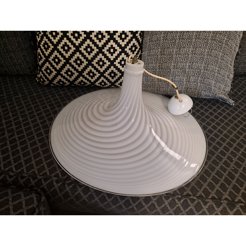 Leucos swirling white murano glass vintage pendant lamp, 1970