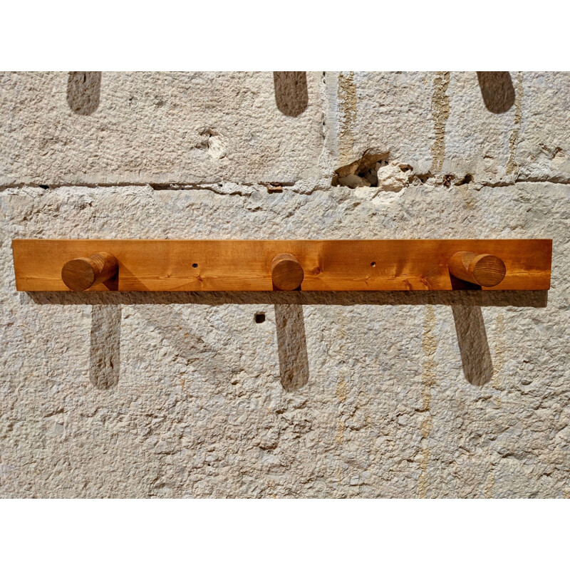 Vintage coat rack in pine wood for Charlotte Perriand for Les Arcs