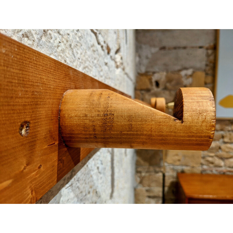 Vintage coat rack in pine wood for Charlotte Perriand for Les Arcs