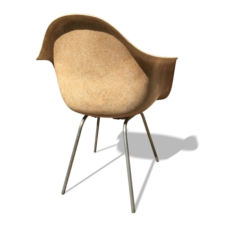 Mid century modern fiberglass armchair, Charles & Ray EAMES - 1950s