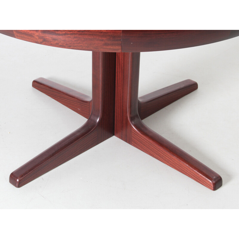 Vintage scandinavian round dining table in rosewood