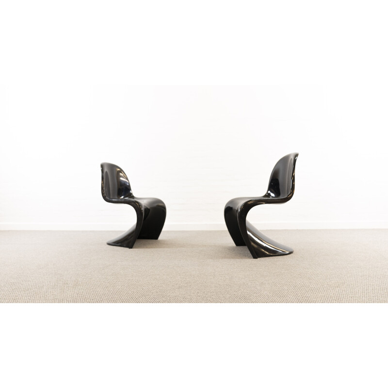 Pair of vintage Panton chairs in black by Verner Panton for Hermann Miller Fehlbaum, 1978