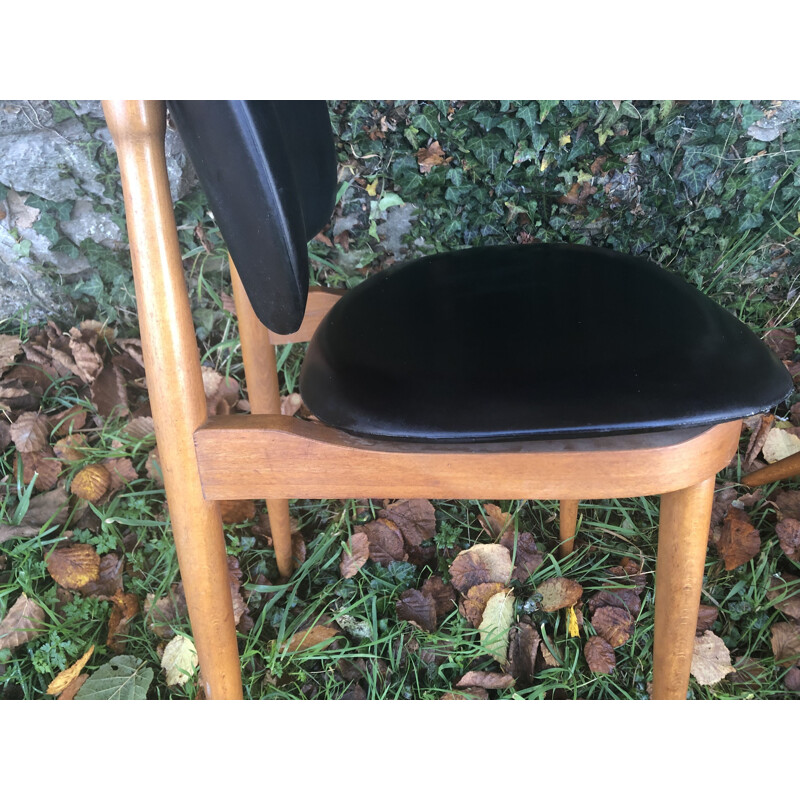 Set of 4 vintage Pegasus maple and black skai chairs by Pierre Guariche, 1960