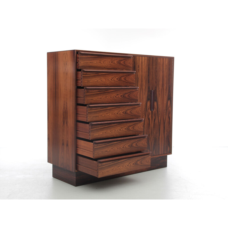 Scandinavian vintage chest of drawers in Rio rosewood
