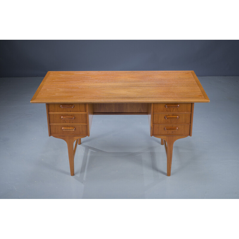 Mid-century teak desk by Gunnar Nielsen for Tibergaard, Denmark 1960s