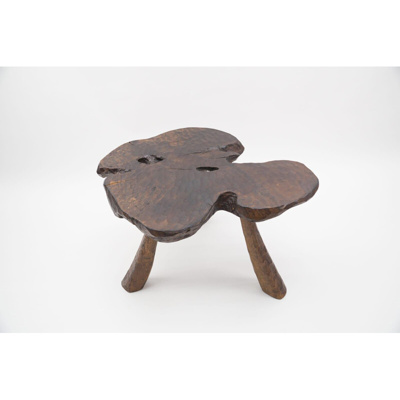 Table basse vintage sculptée rustique