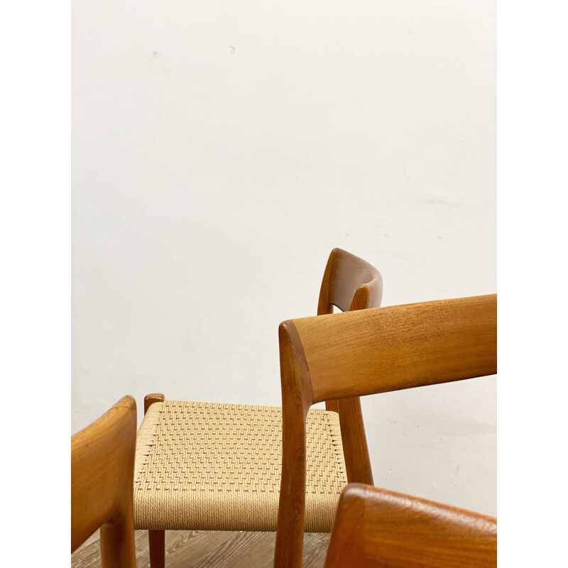 Ensemble de 6 chaises vintage en teck Modèle 77 par Niels O., Danemark 1950