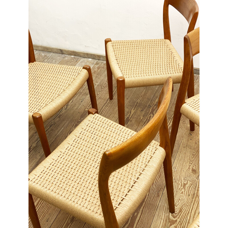 Set of 6 vintage teak dining chairs Model 77 by  Niels O., Denmark 1950s