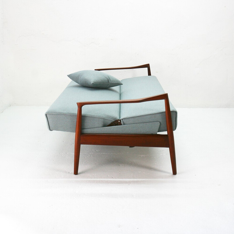 Mid-Century Scandinavian convertible teak couch - 1960s