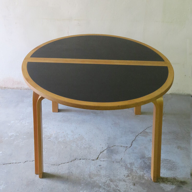 Scandinavian vintage table by Rud Thygesen and Johnny Sørensen for Magnus Olesen, Denmark