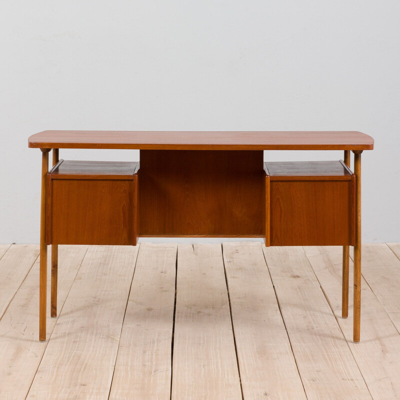 Bureau vintage avec pieds et poignées en chêne par Gunnar Nielsen pour Tibergaard, Danemark 1960