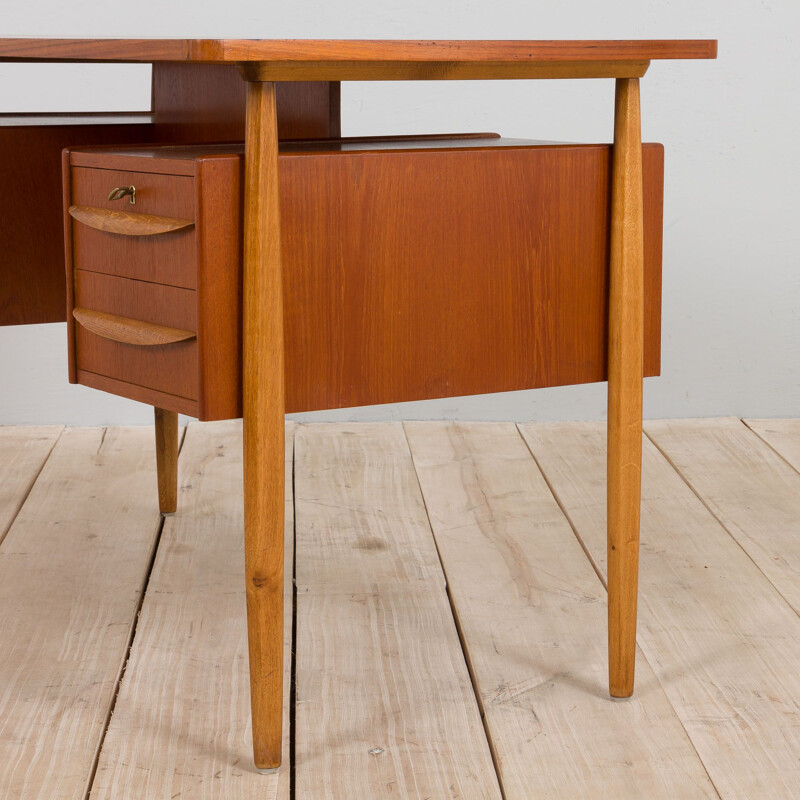 Vintage free standing desk with oakwood legs and handles by Gunnar Nielsen for Tibergaard, Denmark 1960s