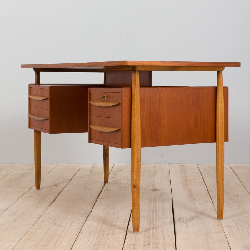 Vintage free standing desk with oakwood legs and handles by Gunnar Nielsen for Tibergaard, Denmark 1960s