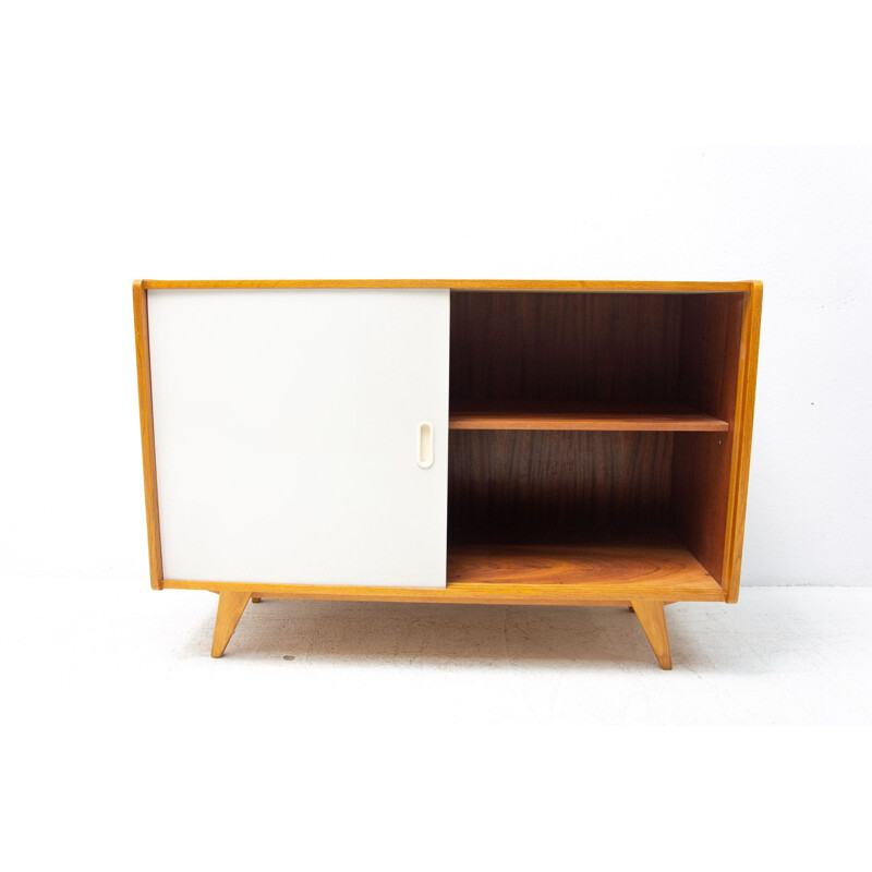 Vintage beechwood sideboard "U-450" by Jiří Jiroutek, Czech 1960