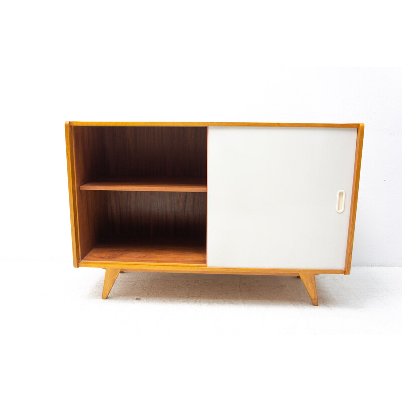 Vintage beechwood sideboard "U-450" by Jiří Jiroutek, Czech 1960