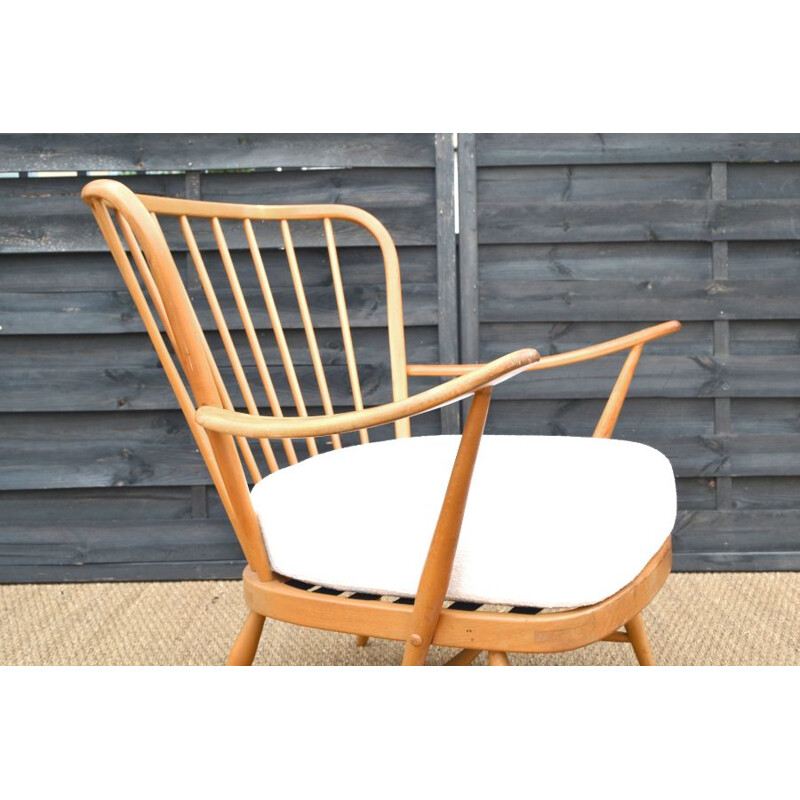 Vintage armchair by Lucian Ercolani for Ercol