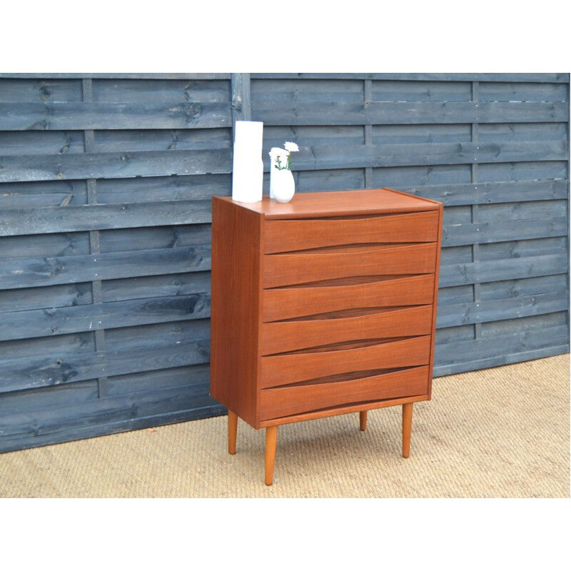 Vintage Danish teak chest of drawers with six drawers