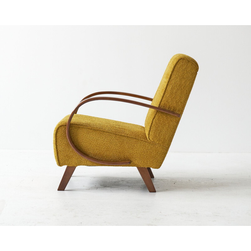 Vintage armchair by Jindřich Halabala, Czechoslovakia 1930s