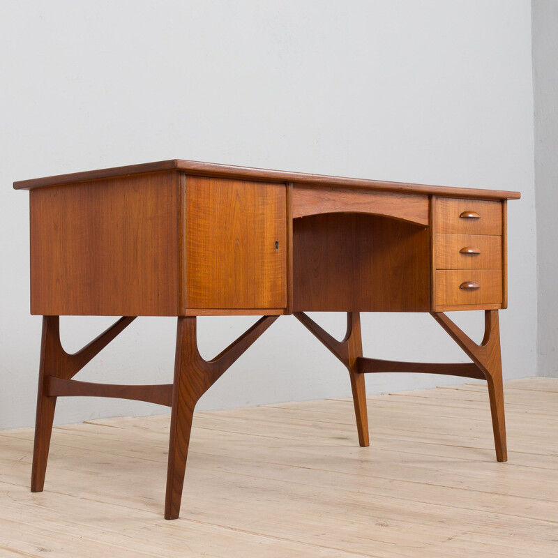 Scrivania danese vintage in teak su base scultorea, 1960