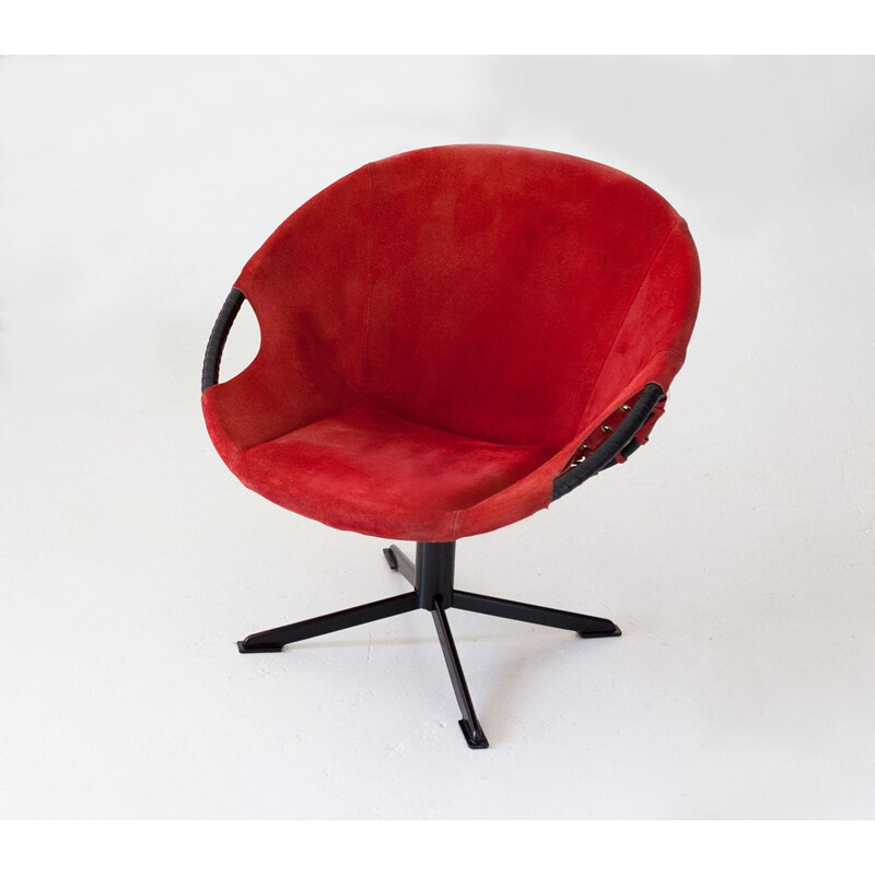 Vintage rood lederen fauteuil met ijzeren frame, 1960