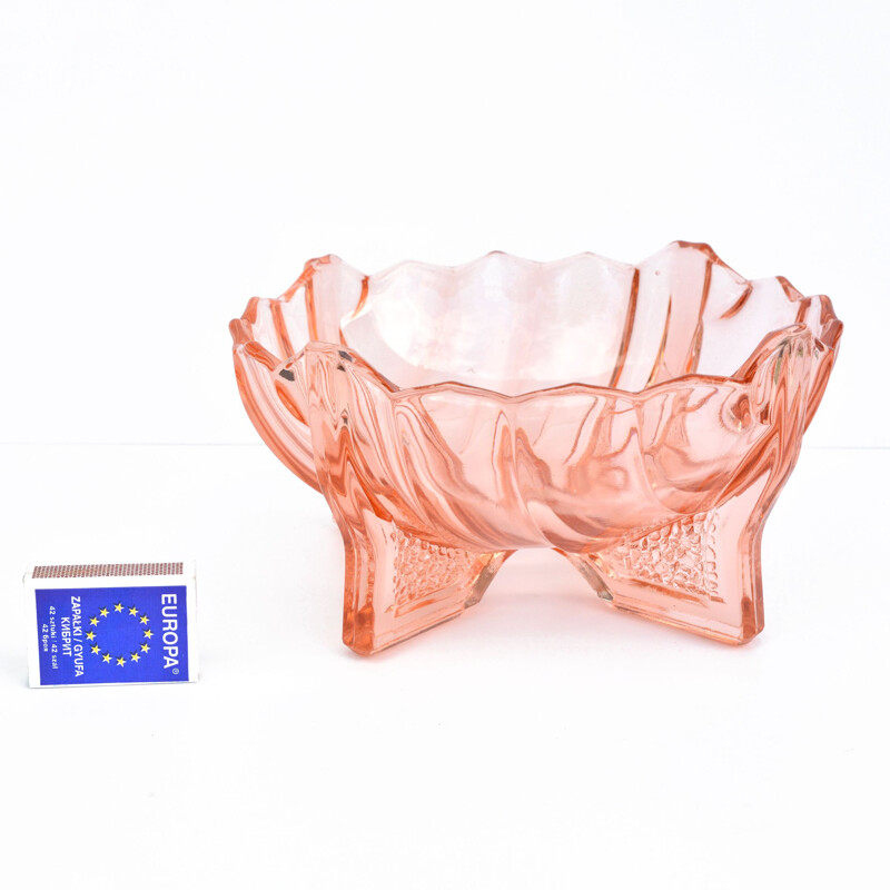 Vintage art deco salmon glass bowl by Ladislav Morávek for Libochovice Sklarna, Czech 1930