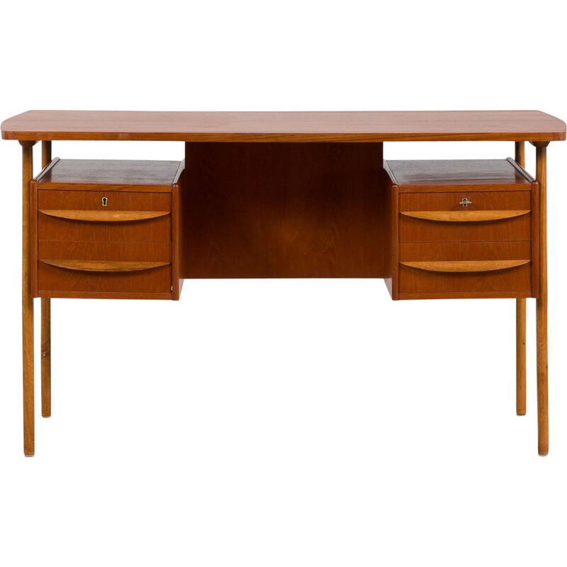 Bureau vintage avec pieds et poignées en chêne par Gunnar Nielsen pour Tibergaard, Danemark 1960