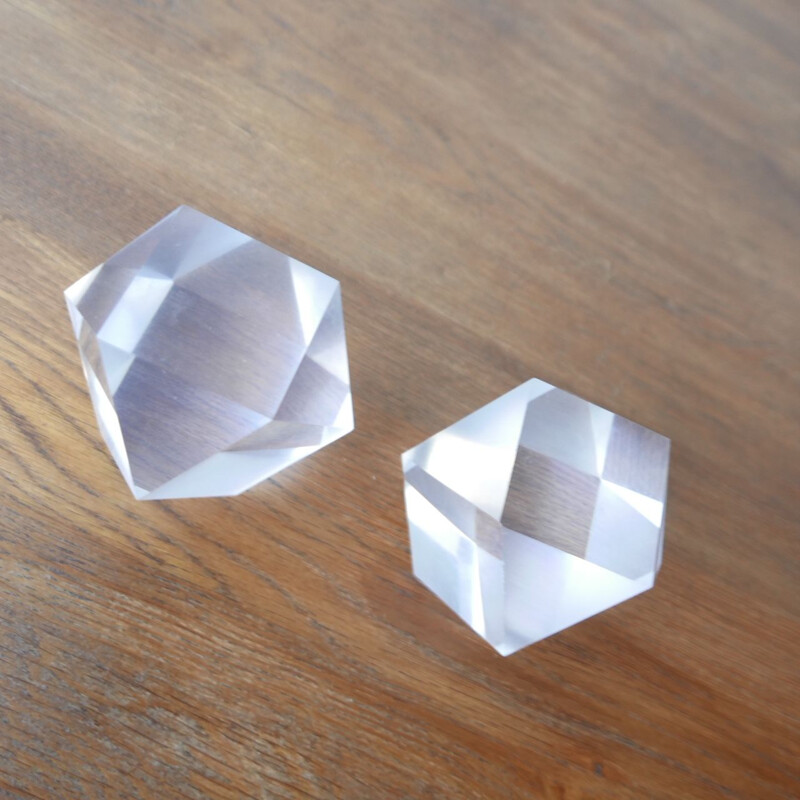 Ein Paar geometrische wissenschaftliche Vintage-Formen aus Plexiglas, Niederlande 1970